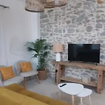 Maison Stellas Apartamento *