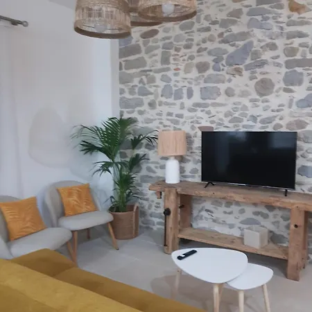 Maison Stellas Appartement *