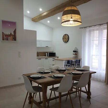 아파트 Maison Stellas